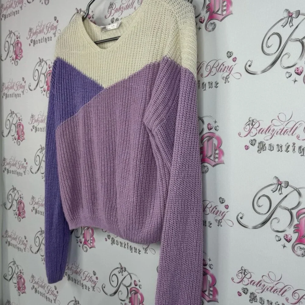 Ukids sweater knit color block knitted Elegant Purple and Cream V-Neck Sweater